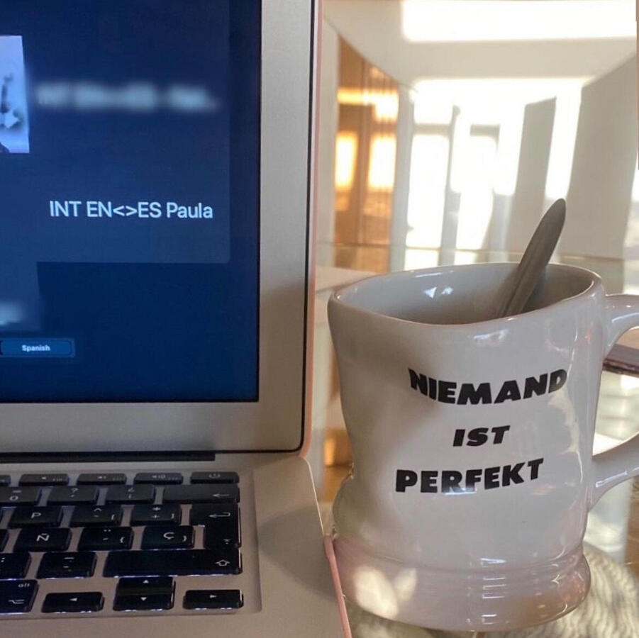 Interpretación simultánea EN-ES